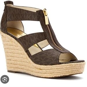 STUNNING Michael Kors DAMITA  Wedge Sandals